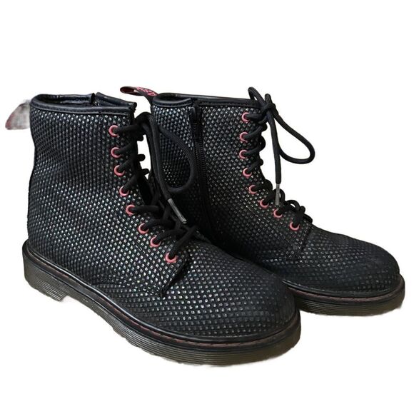 Dr. Martens Delaney Black Lace Up 90s Boots w/Metallic Rainbow Accents (Size: 5) - Picture 2 of 13